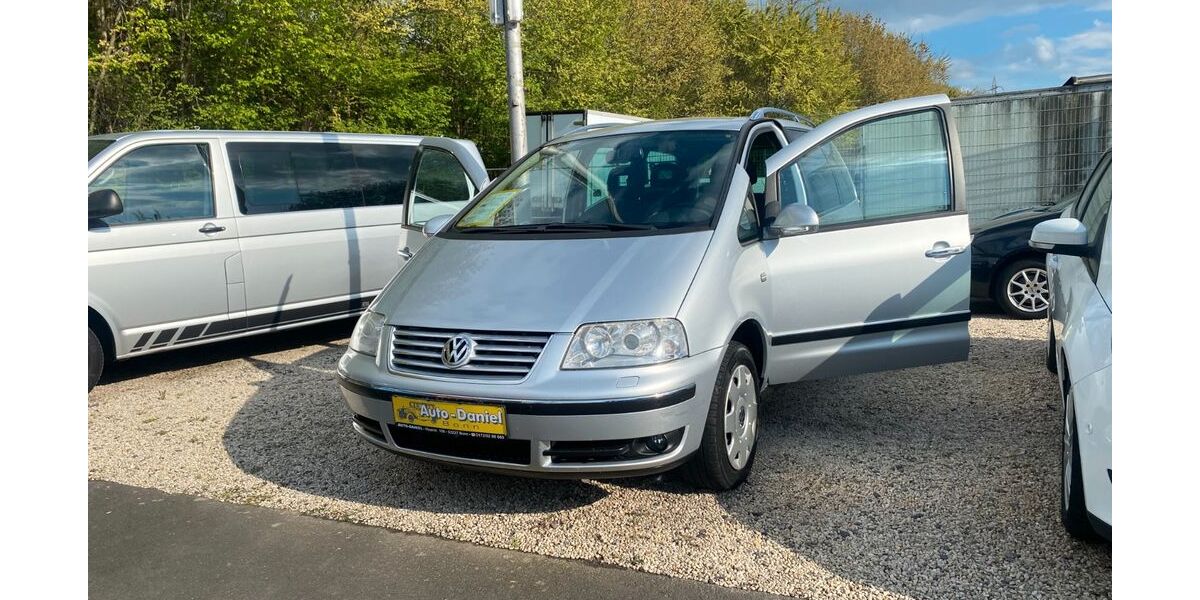 VW Sharan 240.000 km 2.800 &euro; Bonn 53227