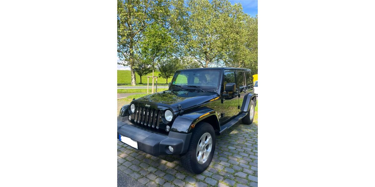 Jeep Wrangler 159.900 km 24.300 &euro; Bonn 53113