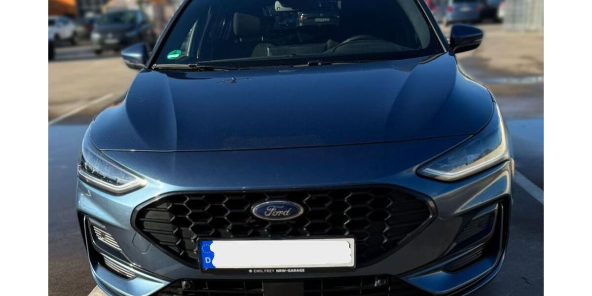 Ford Focus 32.000 km 21.300 &euro; Wachtberg 53343