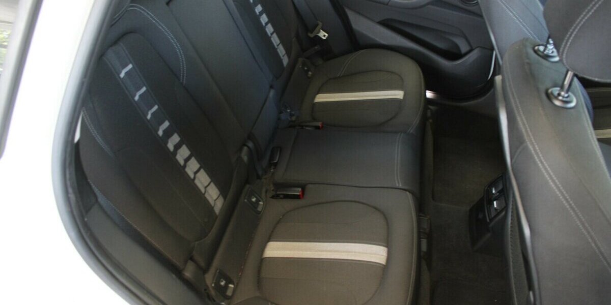 BMW X1 xDrive20i Aut. Sport Line 74.665 km 19.980 &euro; Euskirchen 53881