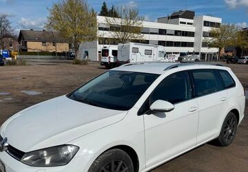 VW Golf 303.000 km 6.299 &euro; Euskirchen 53879