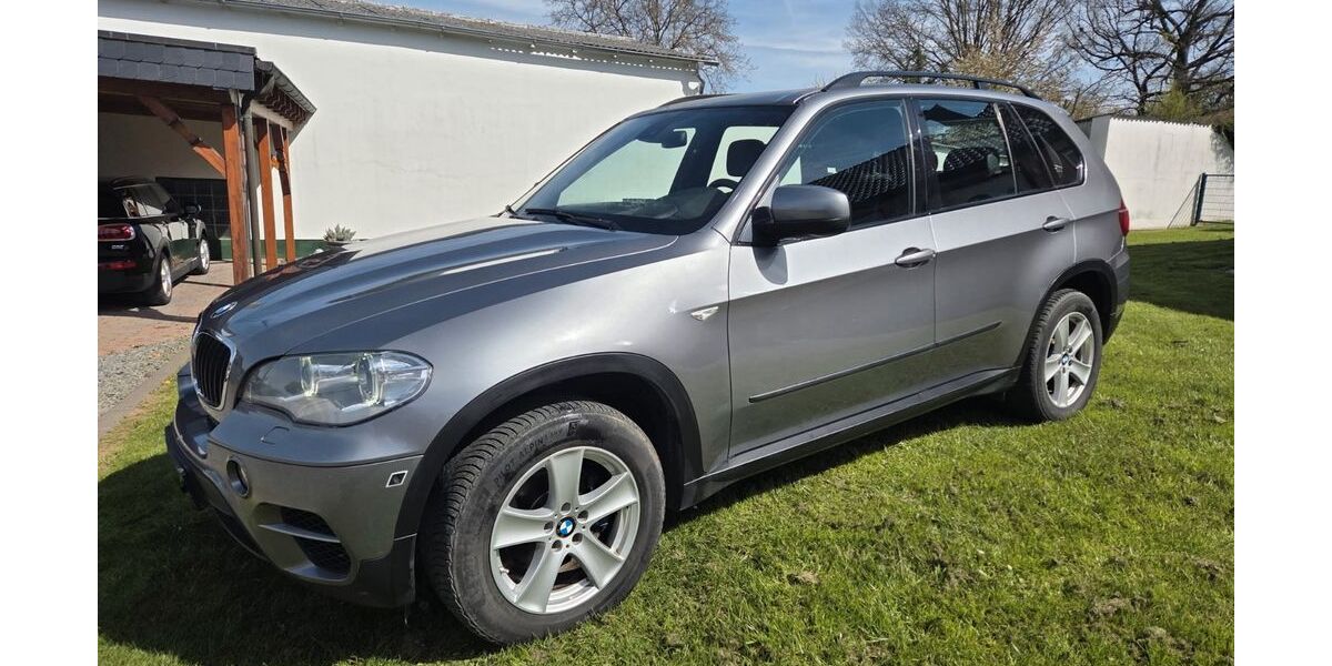 BMW X5 225.000 km 12.000 &euro; Euskirchen 53881
