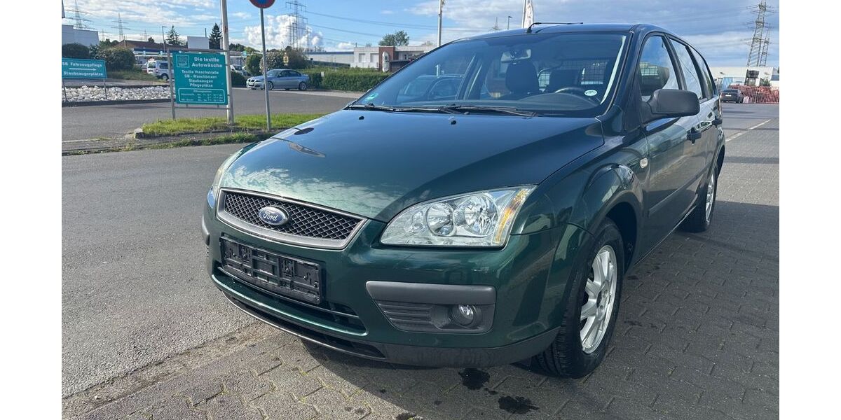 Ford Focus 153.341 km 2.650 &euro; Brühl 50321