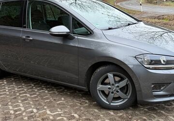 VW Golf Sportsvan 137.000 km 11.499 &euro; Schuld 53520