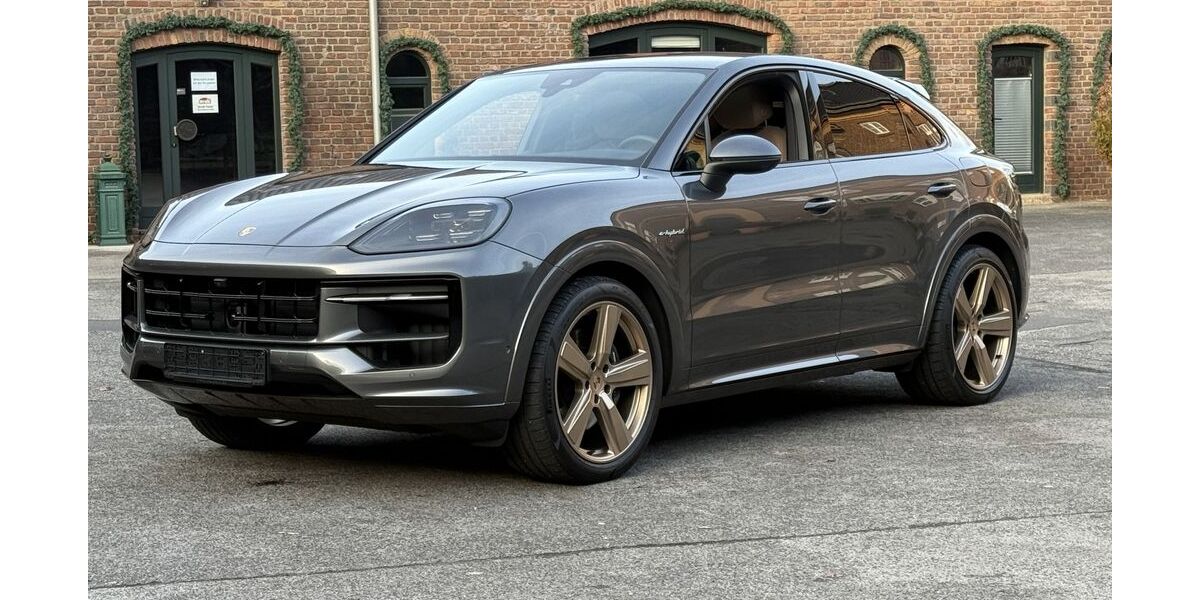 Porsche Cayenne 9.700 km 117.790 &euro; Frechen (bei Köln) 50226