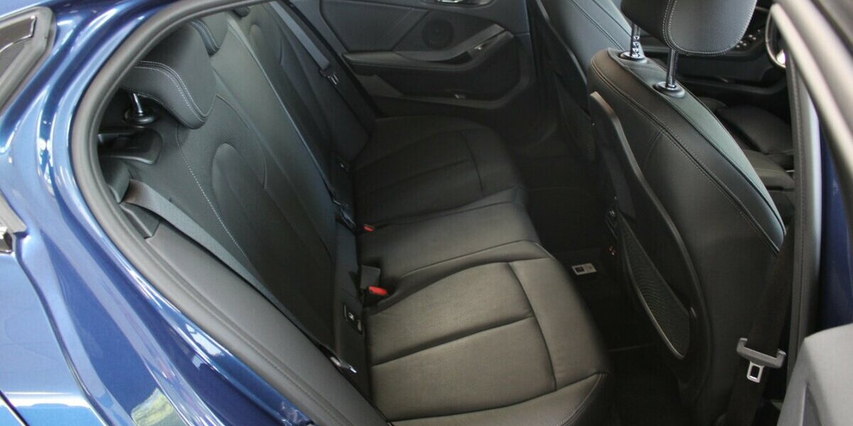 BMW 118 118i Sport Line 62.769 km 20.980 &euro; Euskirchen 53881