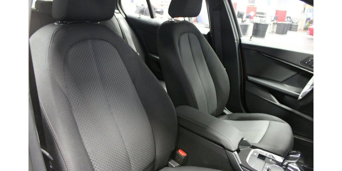 BMW 118 118d Aut. Advantage 7.250 km 27.980 &euro; Euskirchen 53881