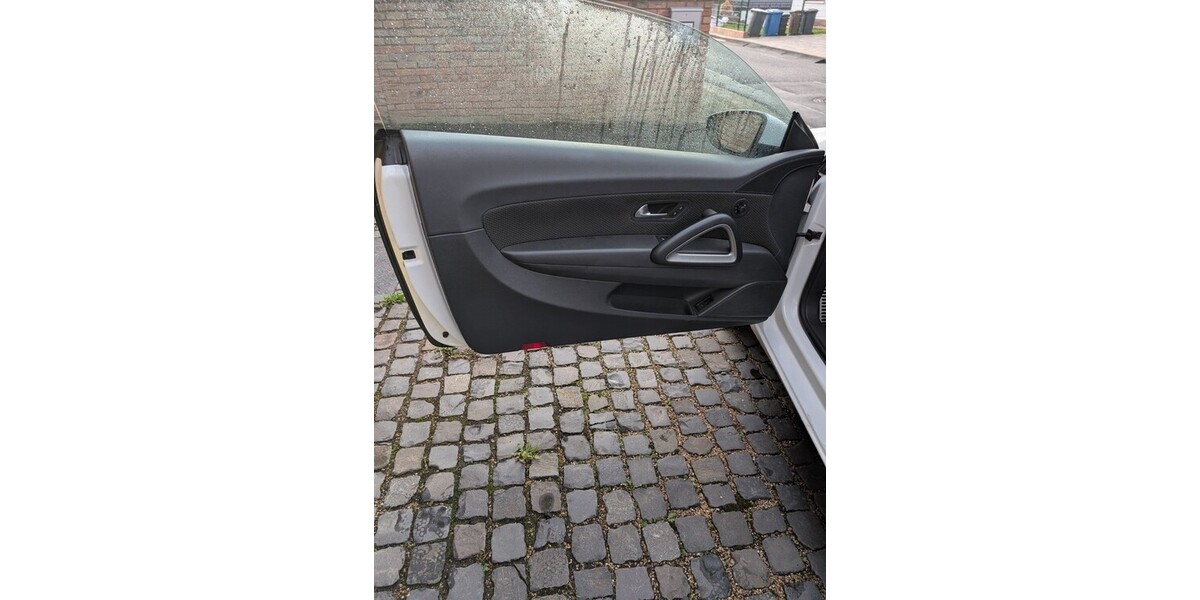 VW Scirocco 140.300 km 7.500 &euro; Mechernich 53894