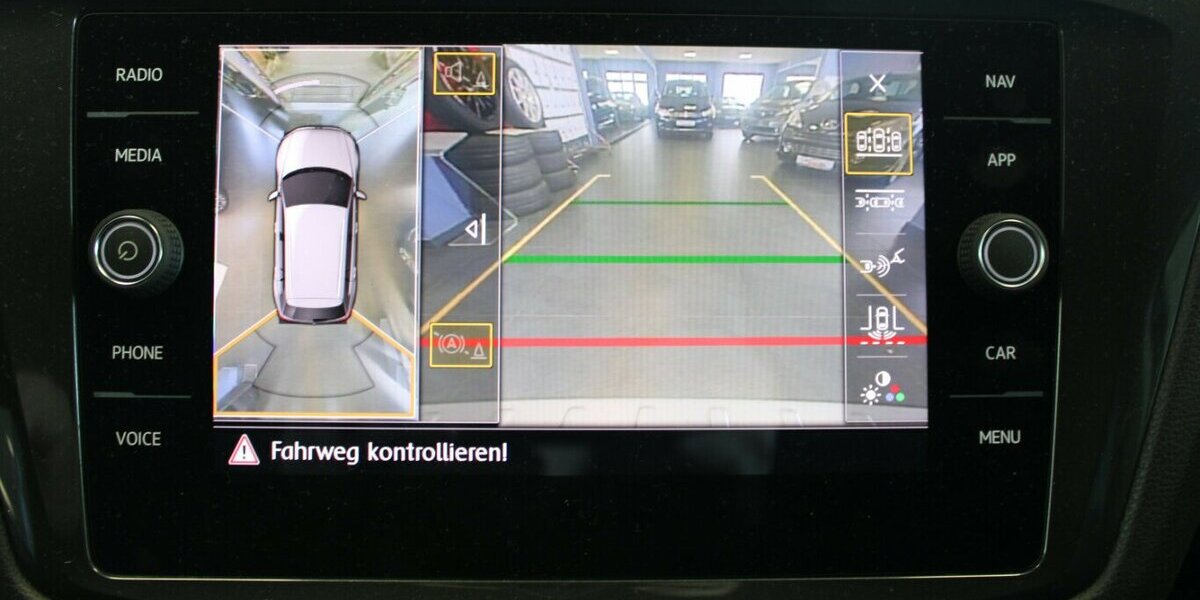 VW Tiguan 2.0 TDI SCR 4Motion BMT DSG Comfortline 151.379 km 19.980 &euro; Euskirchen 53881