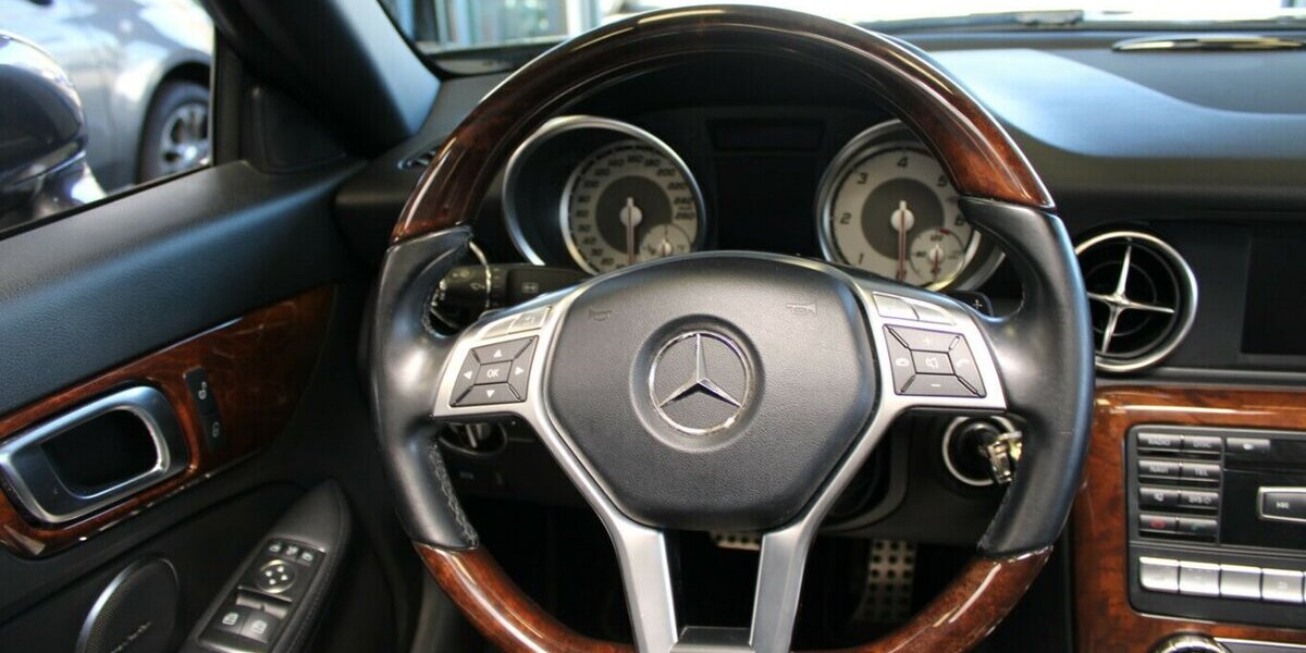 Mercedes-Benz SLK 250 CDI BlueEFFICIENCY 7G-TRONIC - Panorama - 125.888 km 16.980 &euro; Euskirchen 53881