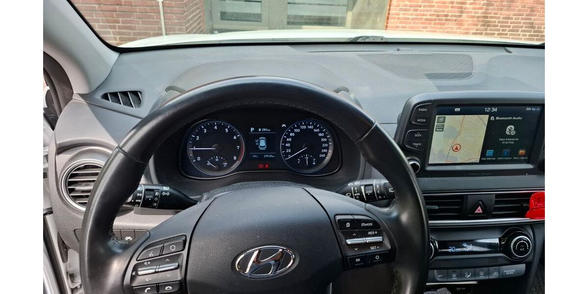 Hyundai KONA 29.600 km 19.590 &euro; Düren 52349