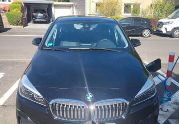 BMW 225 Active Tourer 93.000 km 18.600 &euro; Bonn 53121