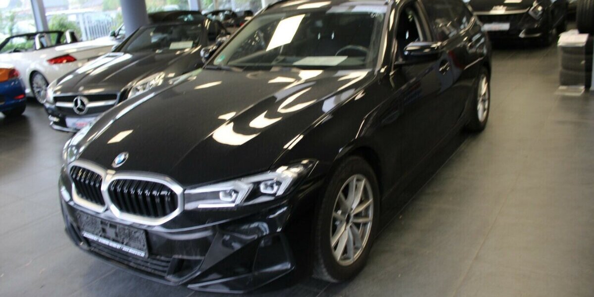 BMW 318 318i Touring Aut. 74.038 km 23.980 &euro; Euskirchen 53881