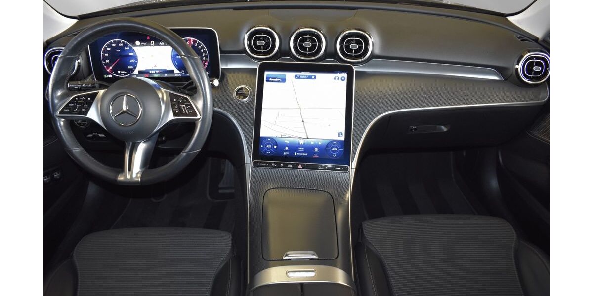 Mercedes-Benz C 300 180.000 km 20.990 &euro; Düren 52351