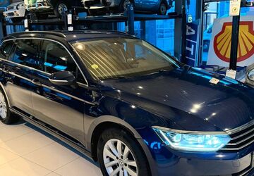 VW Passat 124.800 km 13.650 &euro; Brühl 50321