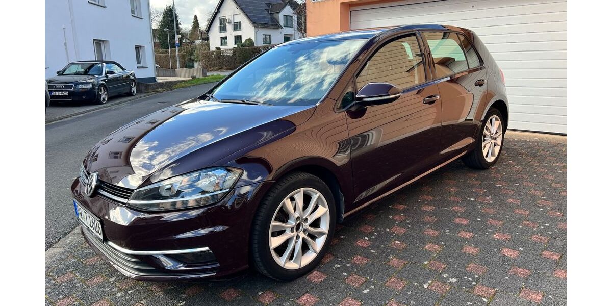 VW Golf 152.800 km 12.350 &euro; Alfter 53347
