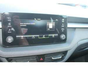 Skoda Fabia TSi Alu PDC LED 5-JahreGara SOFORT !! 8 km 19.595 &euro; Bonn 53225