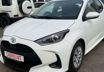 Toyota Yaris 39.000 km 12.850 &euro; Brühl - Vochem/Industriegebiet 50321