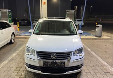 VW Touran 358.000 km 3.499 &euro; Swisttal 53913