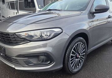 Fiat Tipo 45.881 km 13.680 &euro; Düren 52351