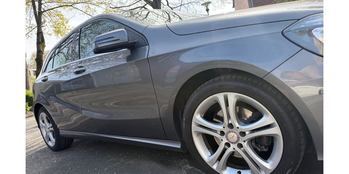 Mercedes-Benz A 180 99.950 km 12.000 &euro; Bonn 53121