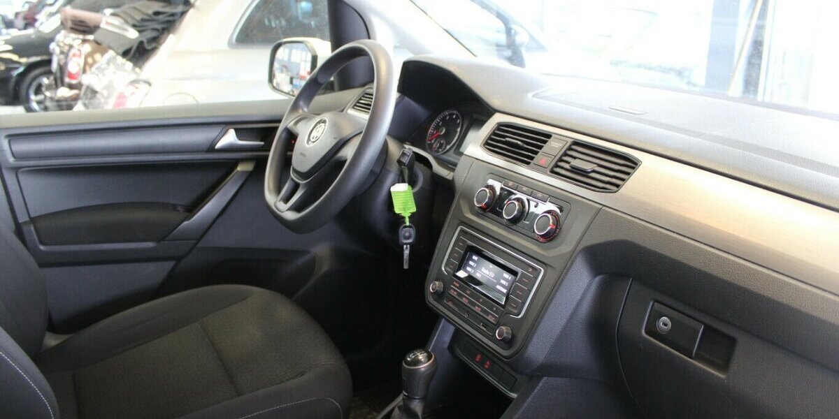 VW Caddy 1.2 TSI - 5-Sitzer - Klima - BT - 92.745 km 13.980 &euro; Euskirchen 53881