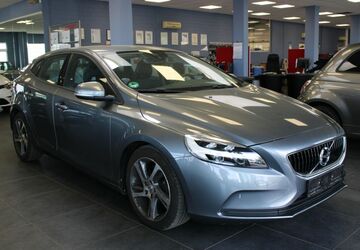 Volvo V40 82.640 km 12.980 &euro; Euskirchen 53881