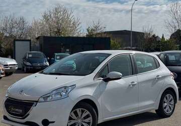 Peugeot 208 87.031 km 3.999 &euro; Düren 52349