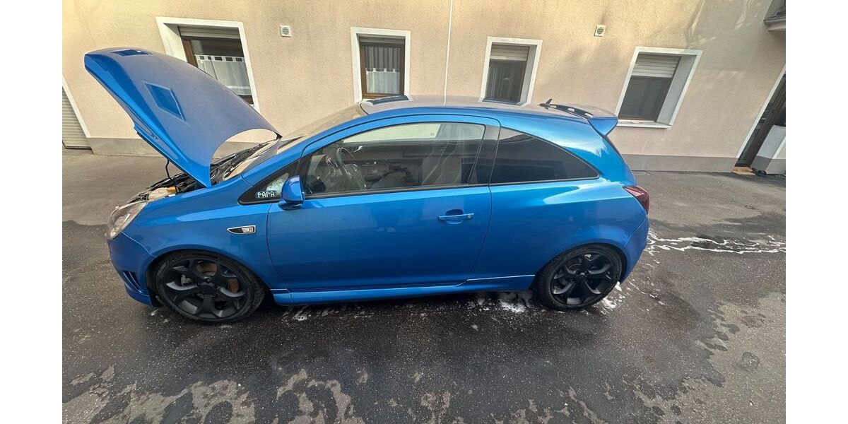 Opel Corsa 122.200 km 6.500 &euro; Bornheim 53332