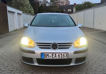 VW Golf 207.822 km 2.800 &euro; Brühl 50321