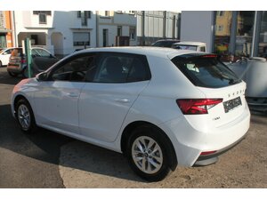 Skoda Fabia TSi 115 Alu PDC LED Kamera SOFORT 9 km 20.495 &euro; Bonn 53225