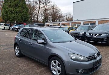 VW Golf 154.000 km 4.899 &euro; Bonn 53227