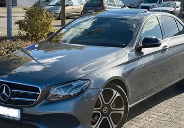 Mercedes-Benz E 220 65.629 km 28.500 &euro; Wesseling 50389