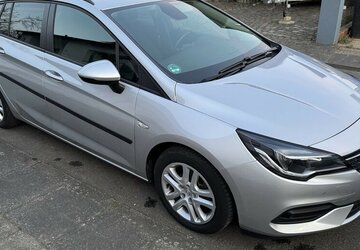 Opel Astra Klima Navi Temp CarPlay GARANTIE 37.000 km 37.000 km 14.000 &euro; Erftstadt 50374