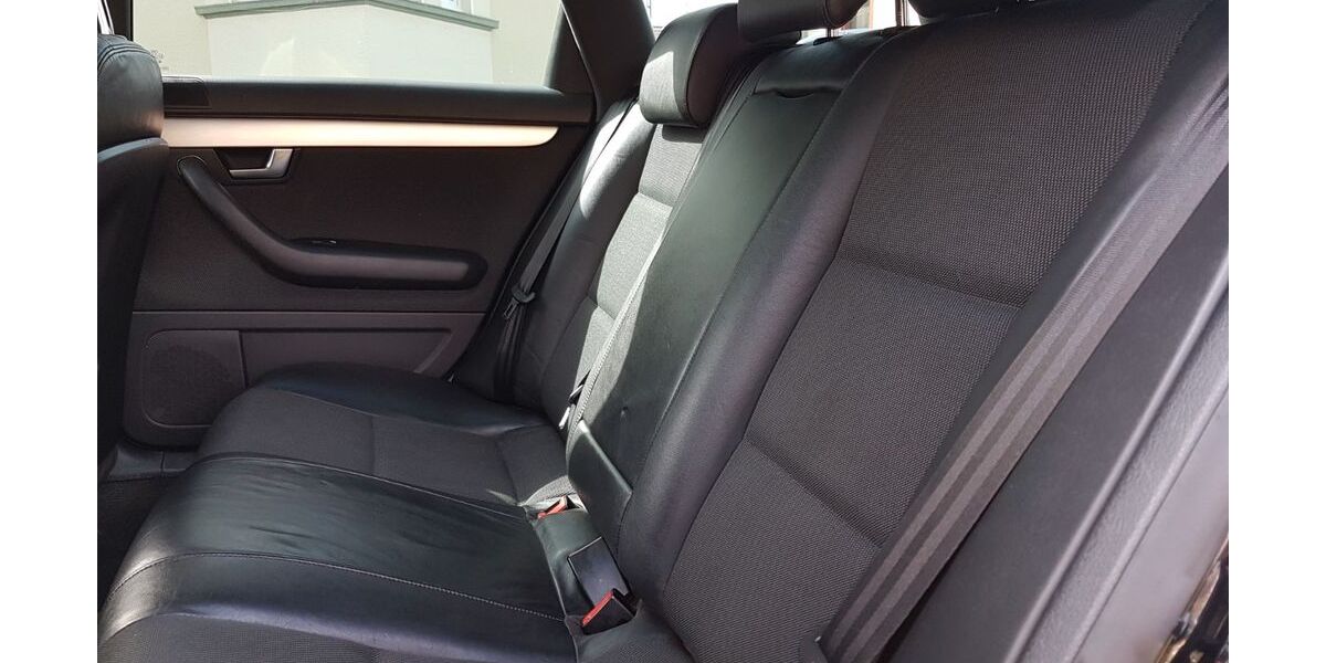 Audi A4 301.000 km 5.000 &euro; Antweiler 53533