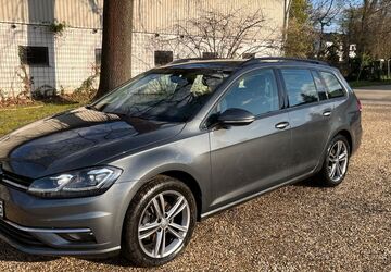 VW Golf 130.000 km 12.600 &euro; Düren 52355