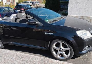 Opel Tigra 108.741 km 2.200 &euro; Nörvenich 52388