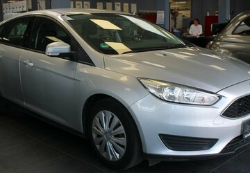 Ford Focus 1.6 Ti-VCT 76.670 km 7.480 &euro; Euskirchen 53881