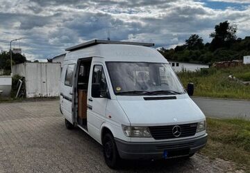 Mercedes-Benz Sprinter 195.900 km 6.800 &euro; Bonn 53111