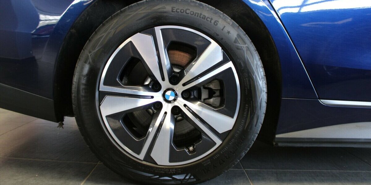 BMW i4 eDrive40 Gran Coupe 83.350 km 32.980 &euro; Euskirchen 53881