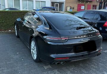 Porsche Panamera 140.000 km 49.500 &euro; Bonn 53123