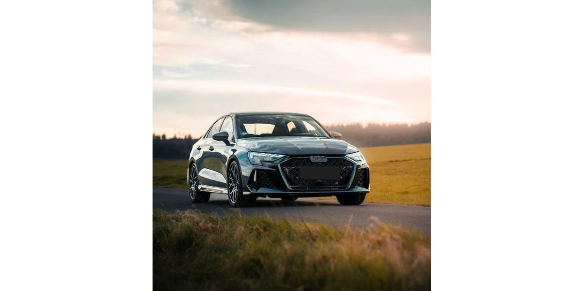 Audi RS3 15.000 km 62.490 &euro; Nideggen 52385