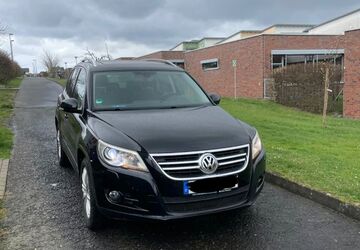 VW Tiguan 169.842 km 5.850 &euro; Königswinter 53639