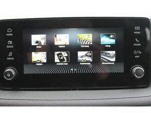 Skoda Fabia TSi 115 Alu PDC LED Kamera SOFORT 9 km 20.595 &euro; Bonn 53225