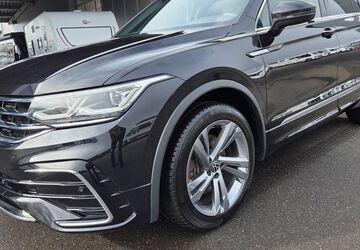VW Tiguan 83.200 km 28.880 &euro; Düren 52351