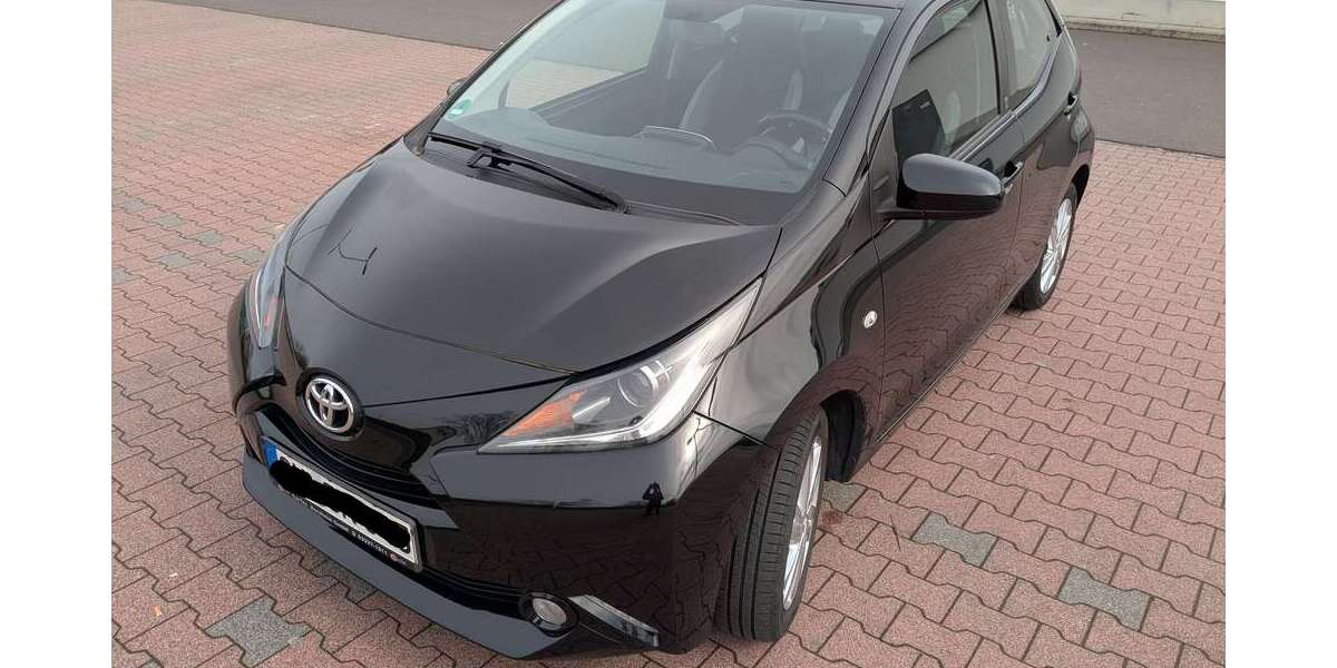 Toyota Aygo 95.676 km 7.400 &euro; Bornheim, Stadt 53332