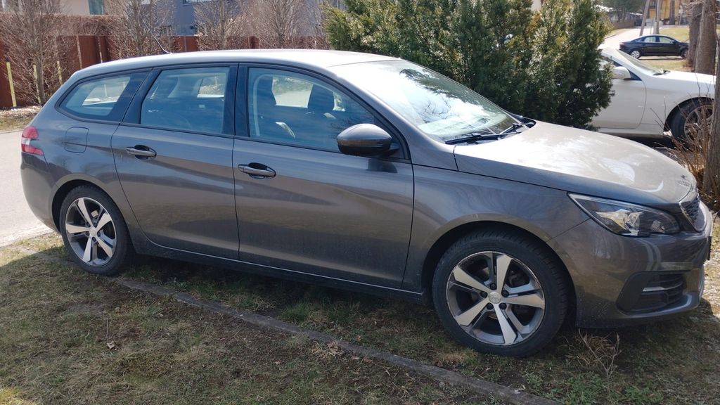 Peugeot 308 78.888 km 11.900 &euro; Königswinter 53639