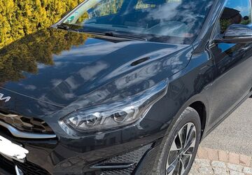 Kia ceed Sportswagon 82.500 km 17.700 &euro; Bornheim 53332