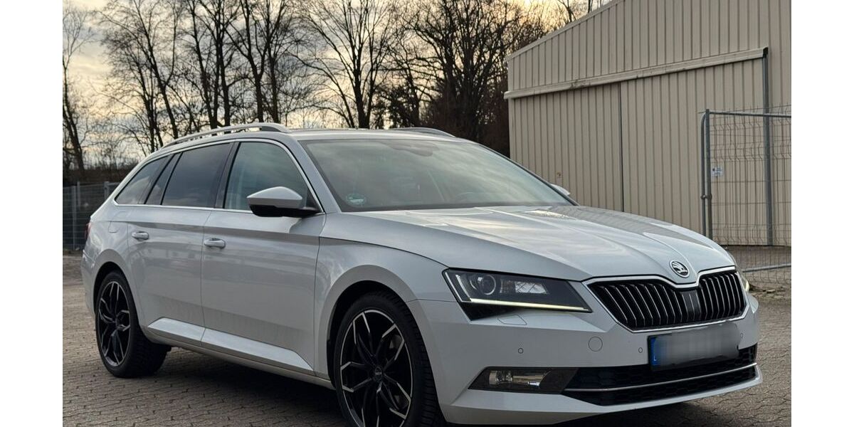 Skoda Superb 159.559 km 17.990 &euro; Mechernich 53894