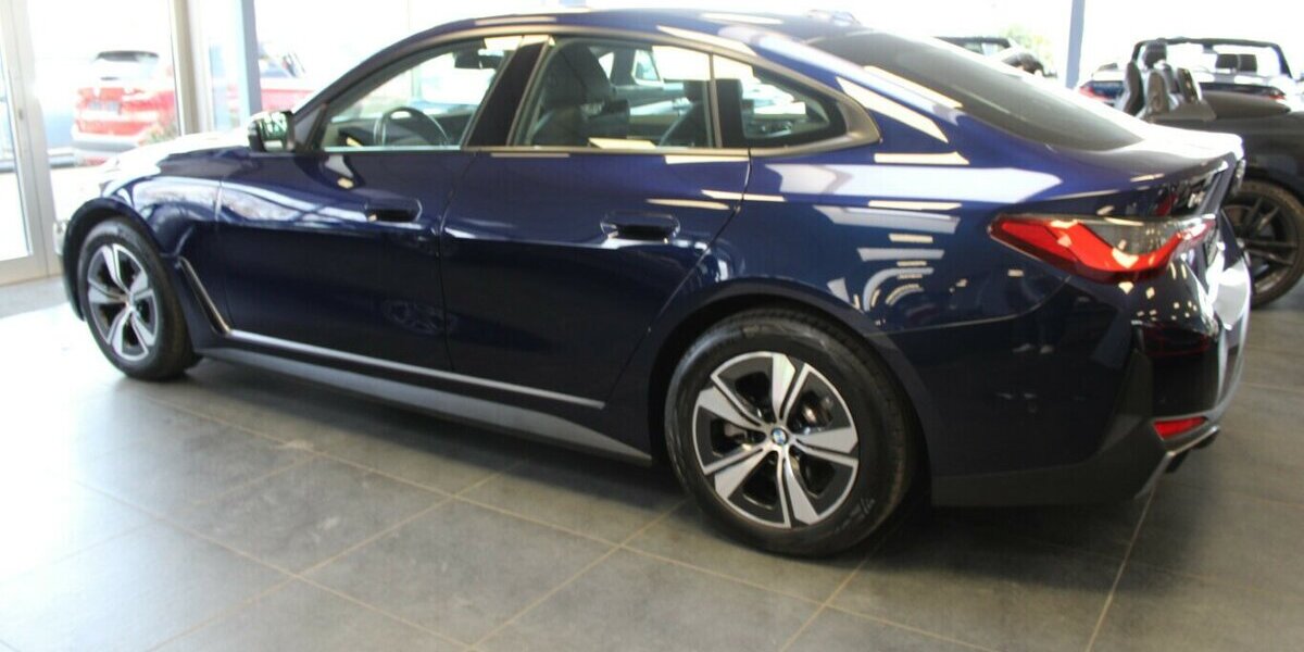 BMW i4 eDrive40 Gran Coupe 83.350 km 32.980 &euro; Euskirchen 53881